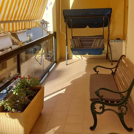 Confortevole Casa Vicino
